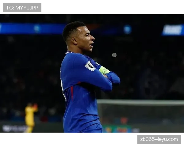 姆巴佩上演梦幻舞步 单挑防线连过数人铸就经典时刻