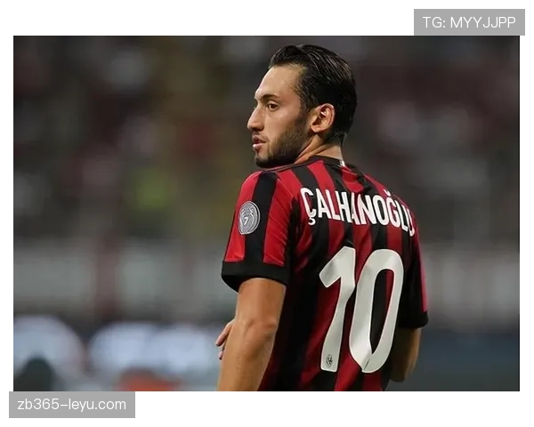 特奥·埃尔南德斯领衔：现代边后卫攻防一体新典范