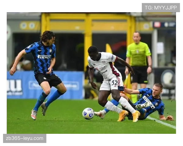 什克里尼亚尔：后防核心崛起，助球队稳步提升竞争力