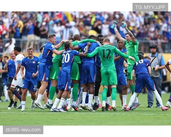 荷甲球队欧战表现抢眼,未来前景引发广泛关注 荷甲球队欧战表现抢眼,未来前景引发广泛关注