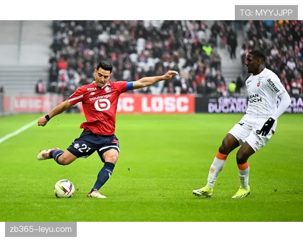 马尔蒂诺执教风格再现经典,球队战术灵活转型表现稳健 马尔蒂诺执教风格再现经典,球队战术灵活转型表现稳健