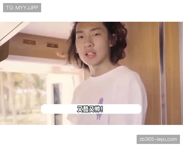 苏翊鸣居然把休息日过成了明星派对，那日常是啥样的？