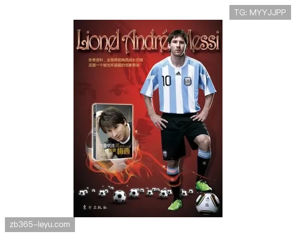 阿尔瓦雷斯深夜吃路边摊像邻家男孩，低头那双鞋的价钱把人笑到尴尬